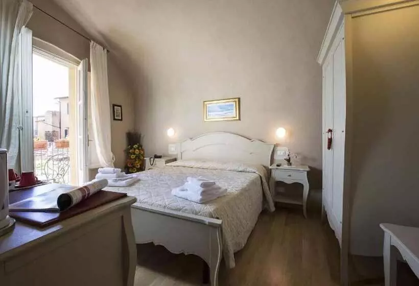 هتل Residenza D Epoca Relais I Miracoli