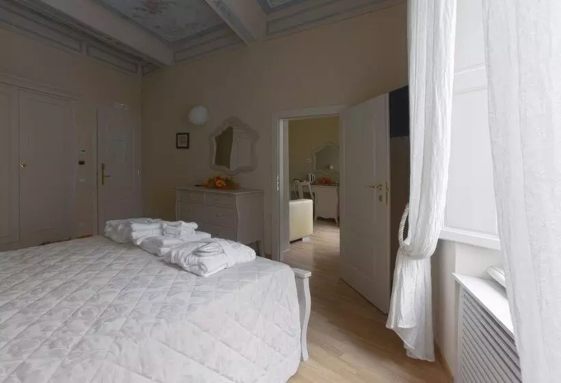 هتل Residenza D Epoca Relais I Miracoli