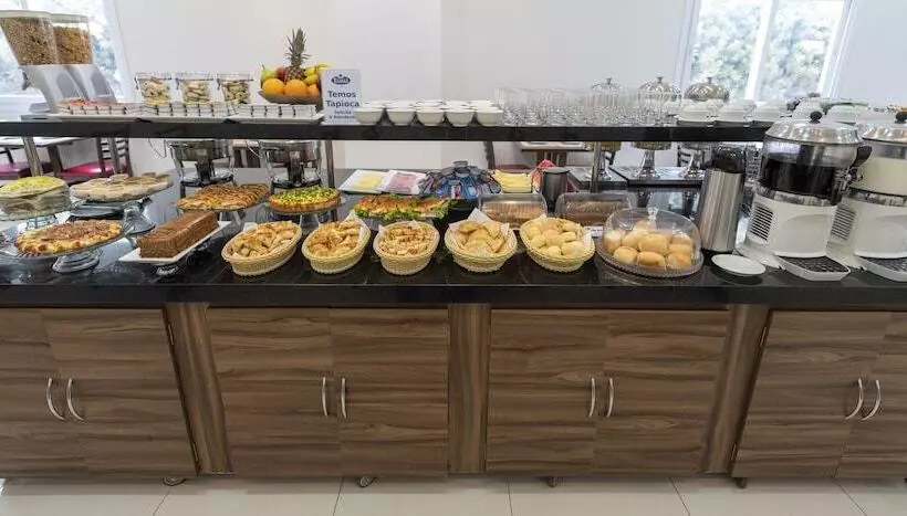 ホテル Taina Aeroporto Cuiaba