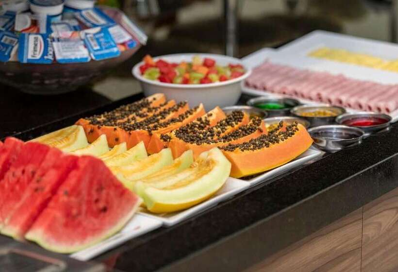 هتل Taina  Aeroporto Cuiaba