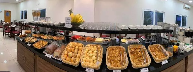 ホテル Taina Aeroporto Cuiaba