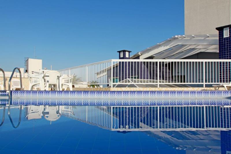 ホテル Travel Inn Flats Riviera