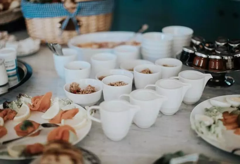 Отель Villa Arthus Bertrand