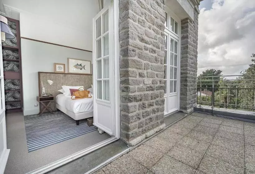 Отель Villa Arthus Bertrand