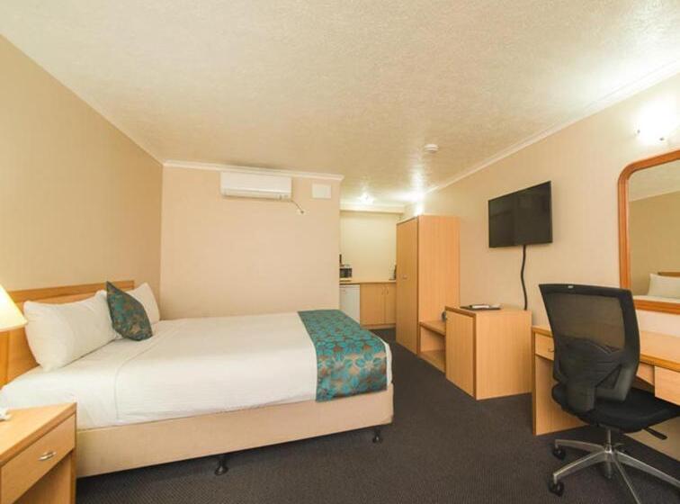 모텔 Harbour Sails Motor Inn