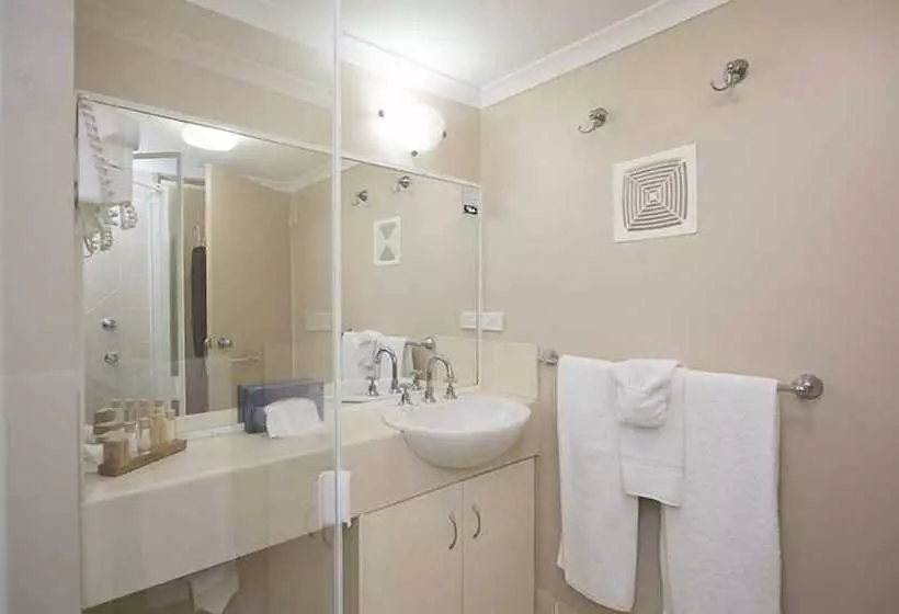 モーテル Harbour Sails Motor Inn