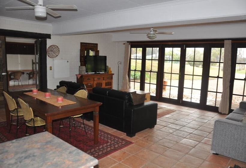 리조트 Woolshed Hill Estate