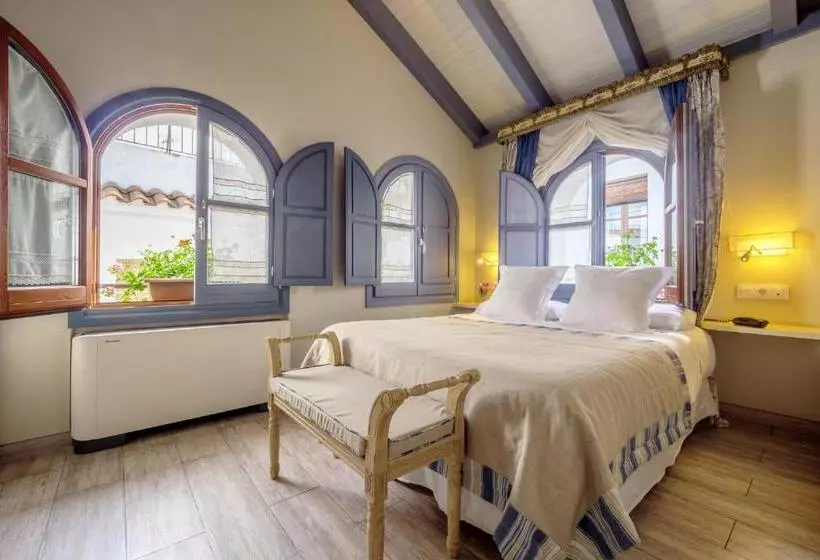 Apartasuites Alberca Deluxe