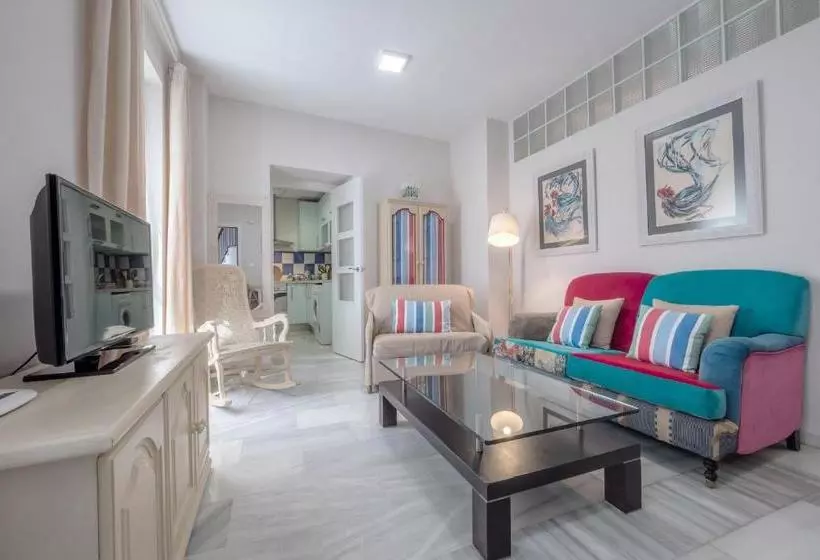 Apartasuites Alberca Deluxe