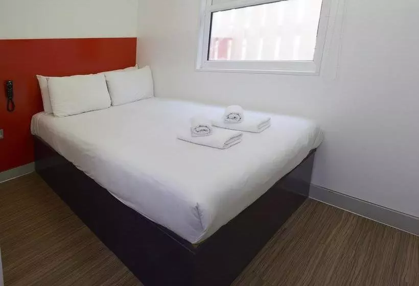 酒店 Easy London Heathrow