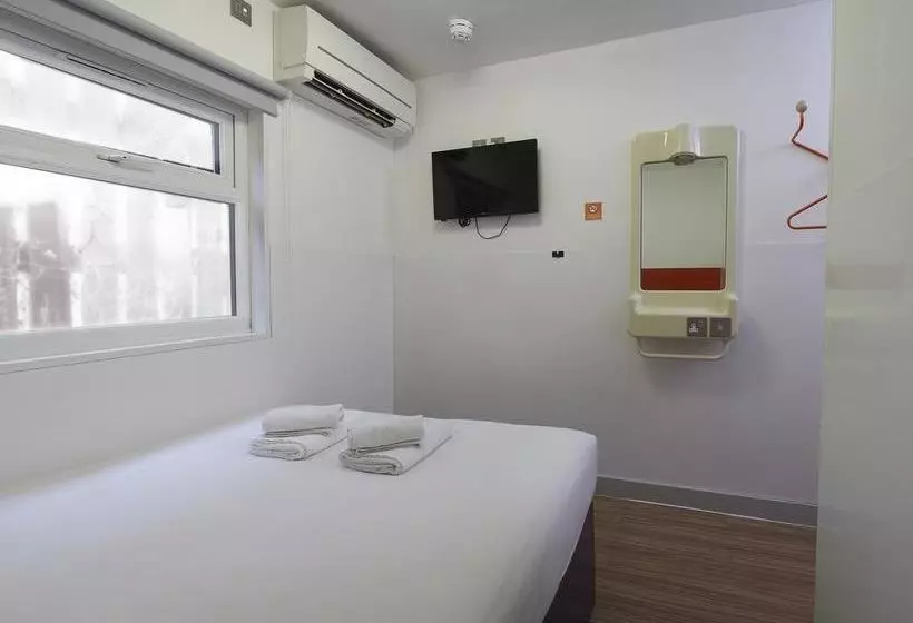 酒店 Easy London Heathrow