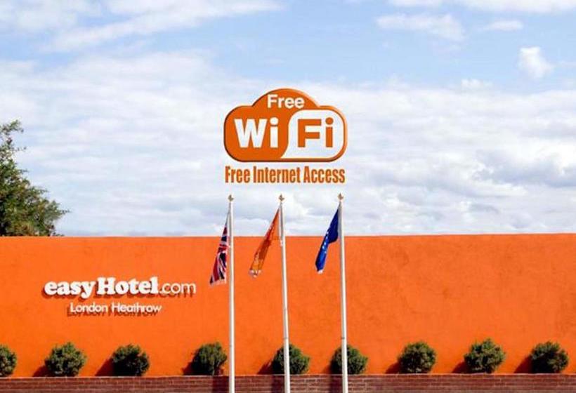 Отель Easy London Heathrow