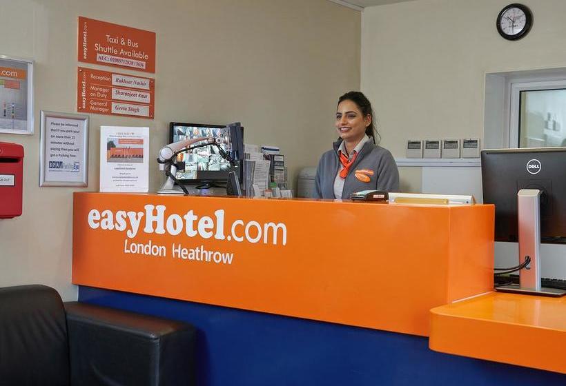 Отель Easy London Heathrow