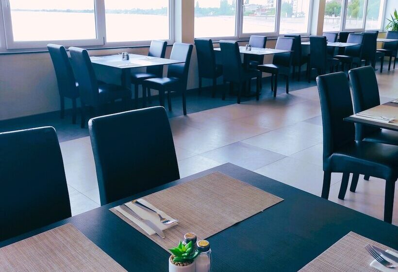 هتل Aquastar Danube