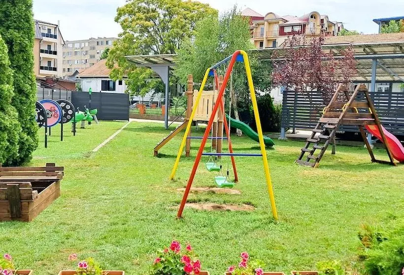 هتل Aquastar Danube