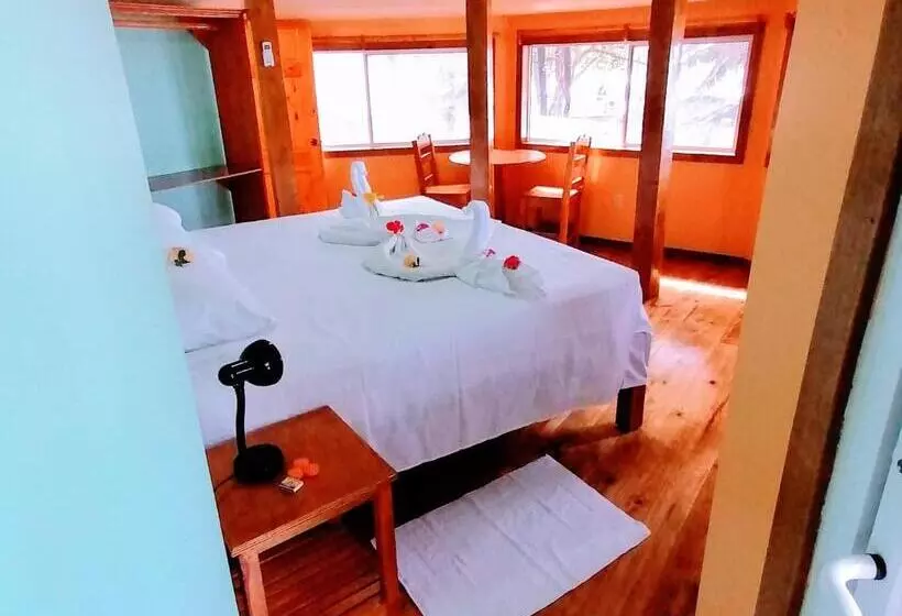 هتل Bananarama Dive & Beach Resort