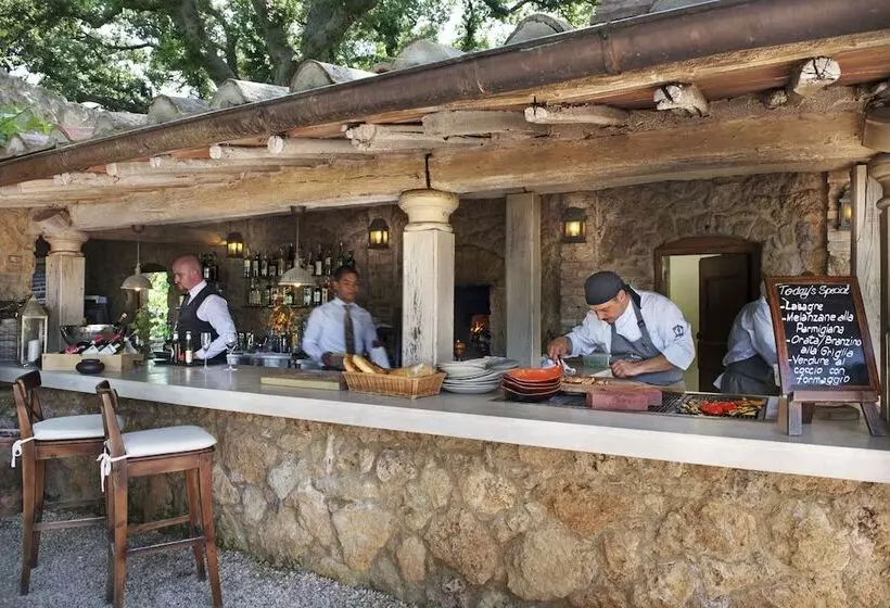 Отель Borgo Santo Pietro