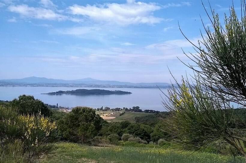 בית מלון כפרי Camping Village Punta Navaccia