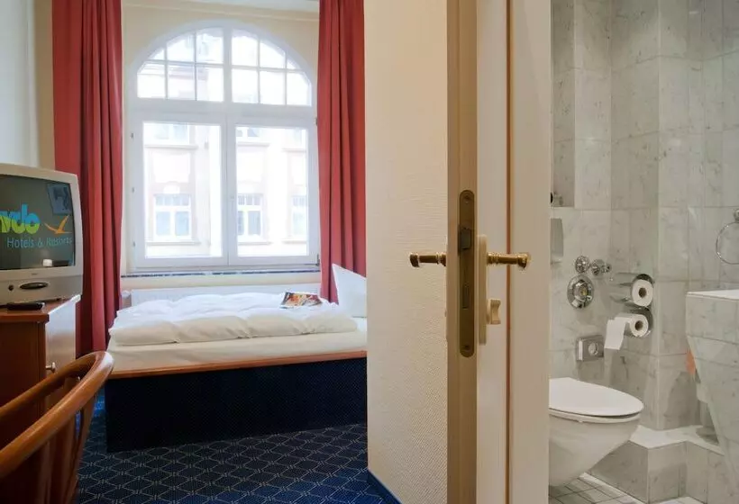 Отель Deutsches Haus Mittweida