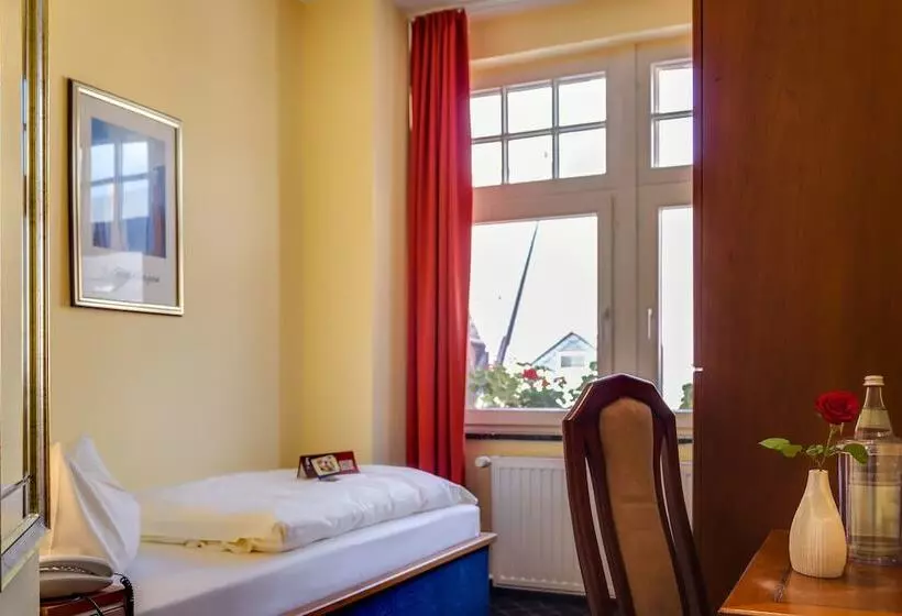 Отель Deutsches Haus Mittweida