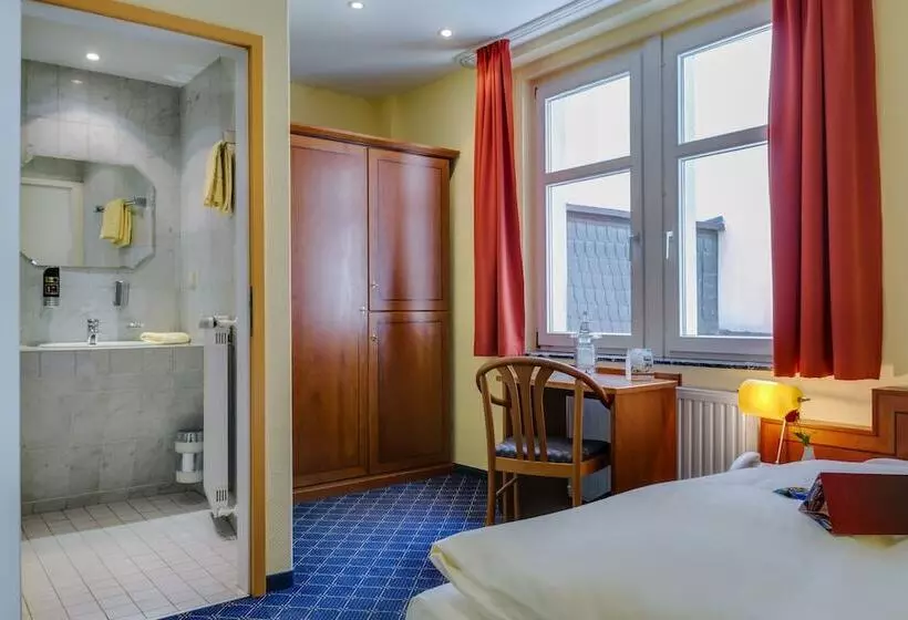 Отель Deutsches Haus Mittweida