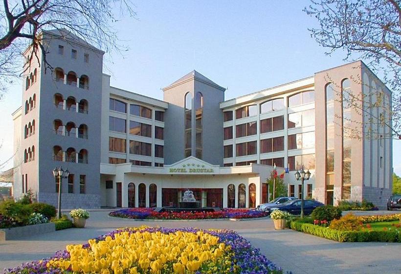 فندق Drustar