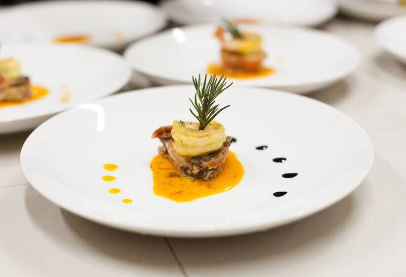 Отель El Castillo Luxury Boutique