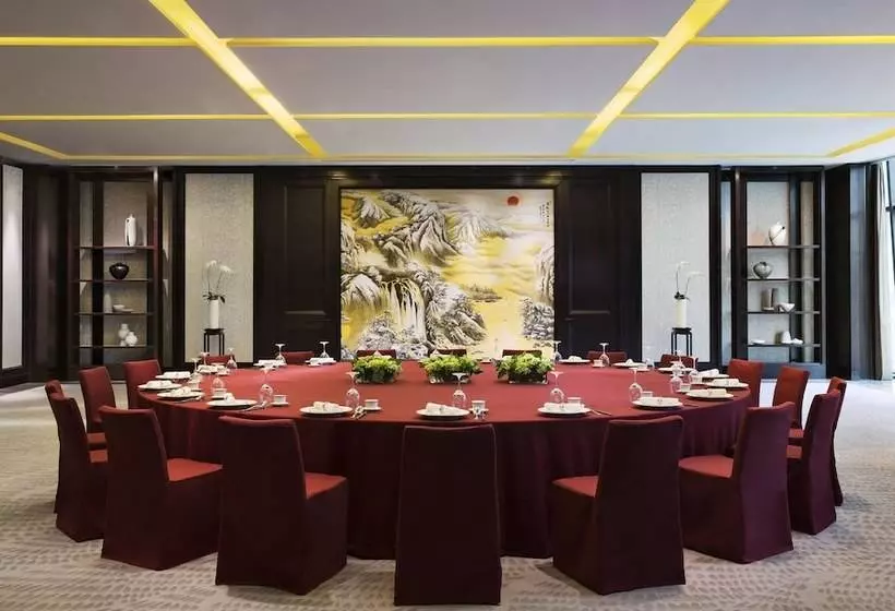 Отель Grand Hyatt Shenyang