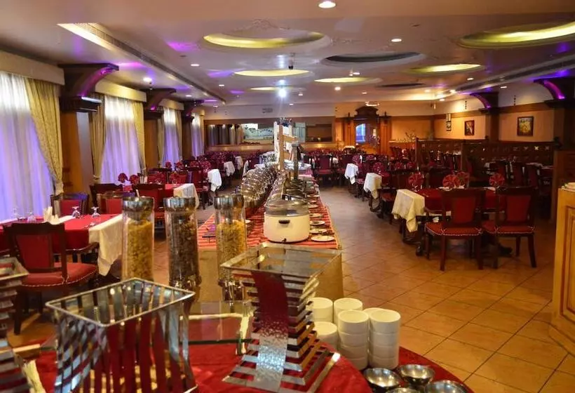 Отель Joys Palace