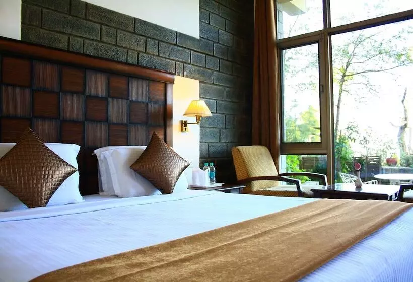 ホテル Kasauli Castle Resort