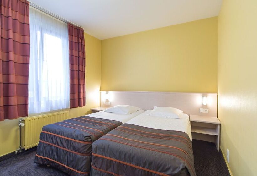 בית מלון כפרי Leo Station, Villa Et Annexes