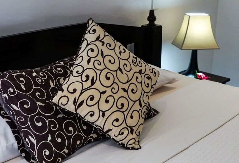 Hotel The Seaview Lodge