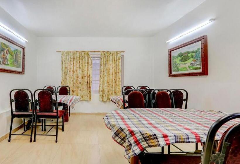 호텔 Treebo Atithi Bhavan, 1 Km From Ooty Lake