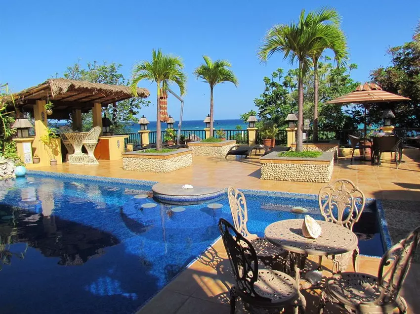 Resort Palm Breeze Villa