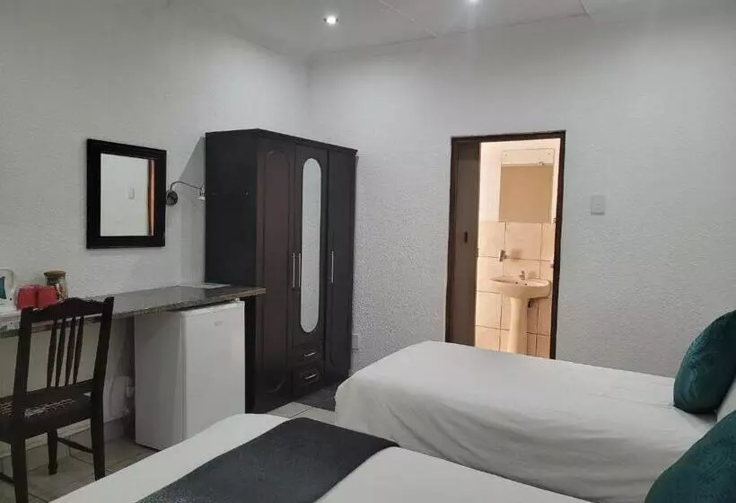 196 On Victoria Bed & Breakfast