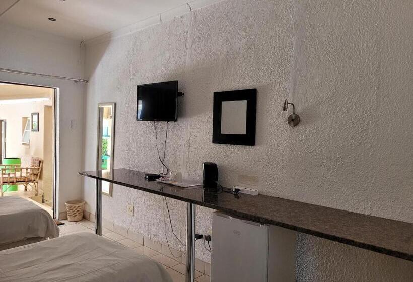 196 On Victoria Bed & Breakfast