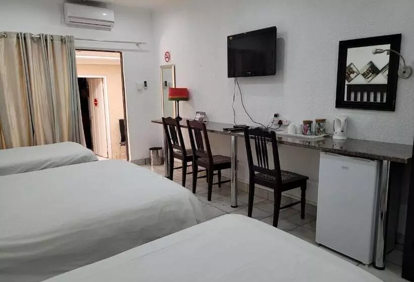 196 On Victoria Bed & Breakfast