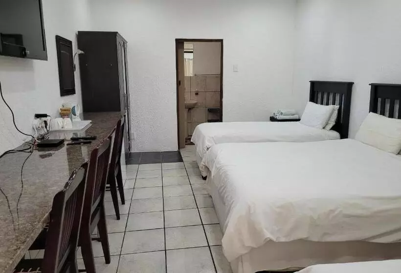 196 On Victoria Bed & Breakfast