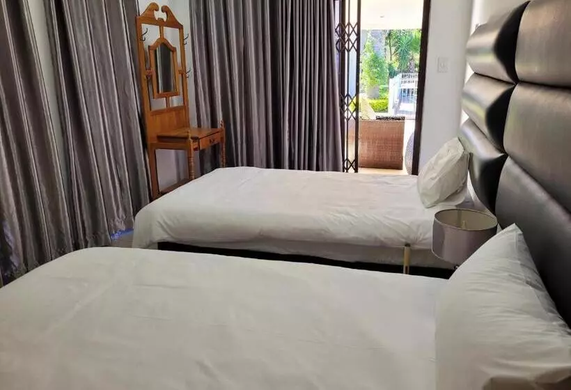 196 On Victoria Bed & Breakfast