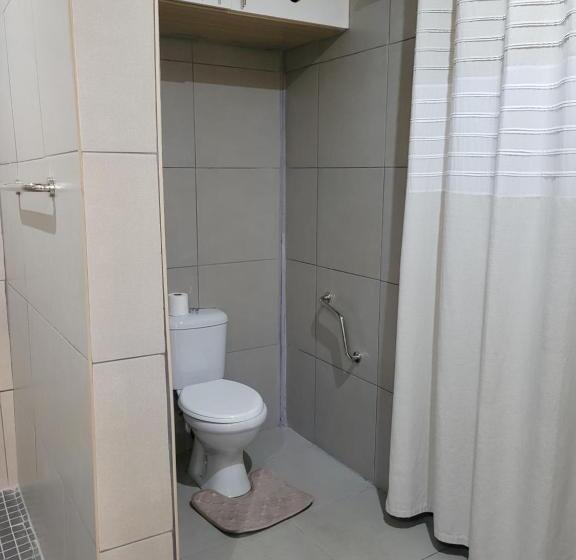 196 On Victoria Bed & Breakfast