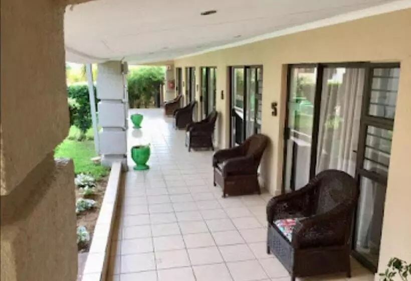 196 On Victoria Bed & Breakfast