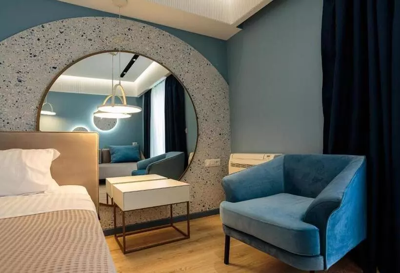 هتل B&b Visar Rooms