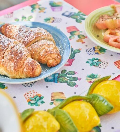 تختخواب و صبحانه Villa La Gitana