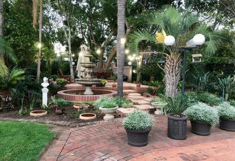 ペンション Forty 4 On Hoog