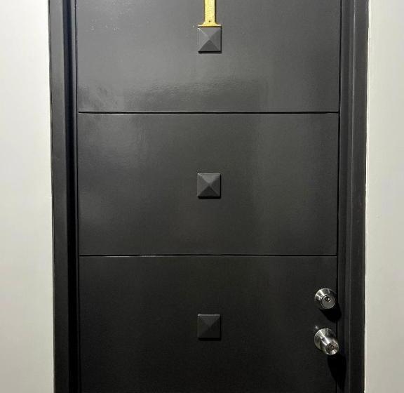 Majatalo Luxecara Guest House