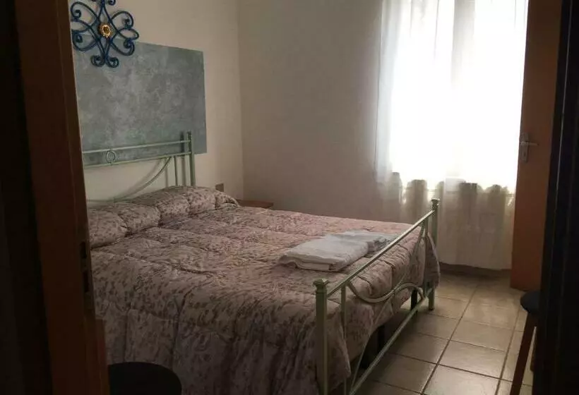 ホテル Azienda Agrituristica S Argalasi   B&b   Affittacamere Loc S Argalasi Austis