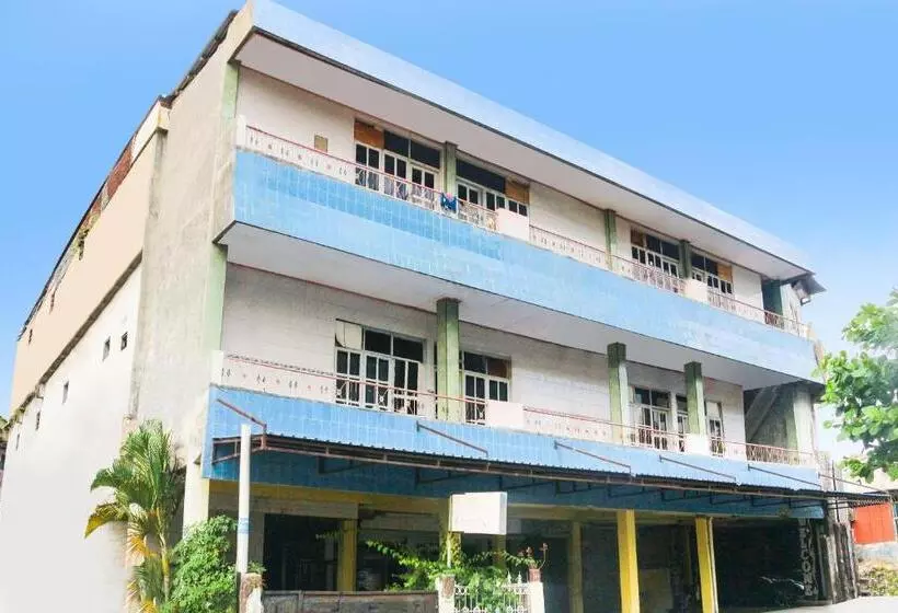 Spot On 91212 Hotel Kelimutu