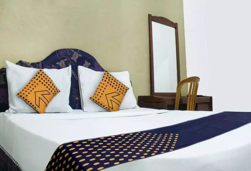 Spot On 91212 Hotel Kelimutu