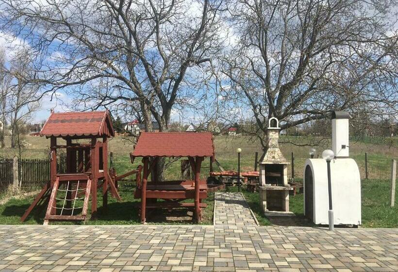 Pensjonat üveghíd Vendégház