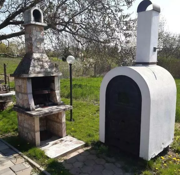 ペンション üveghíd Vendégház